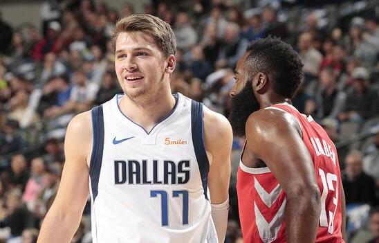 对比其他球 对比其他球